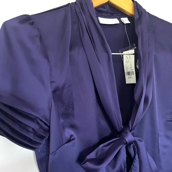 NWT Purple satin bow blouse - Picture 2 of 3